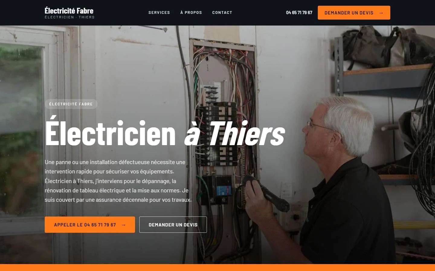 Exemple de site pour un électricien – style Sombre et moderne